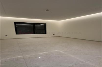 Full Floor - 5 Bedrooms - 3 Bathrooms for sale in Ar Rimal - Riyadh - Ar Riyadh