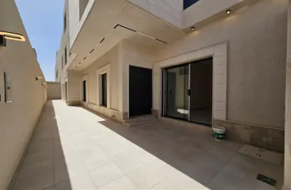 Villa - 5 Bedrooms - 5 Bathrooms for sale in Al Maizialah - Riyadh - Ar Riyadh