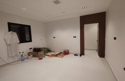 Full Floor - 4 Bedrooms - 4 Bathrooms for sale in Al Khalij - Riyadh - Ar Riyadh