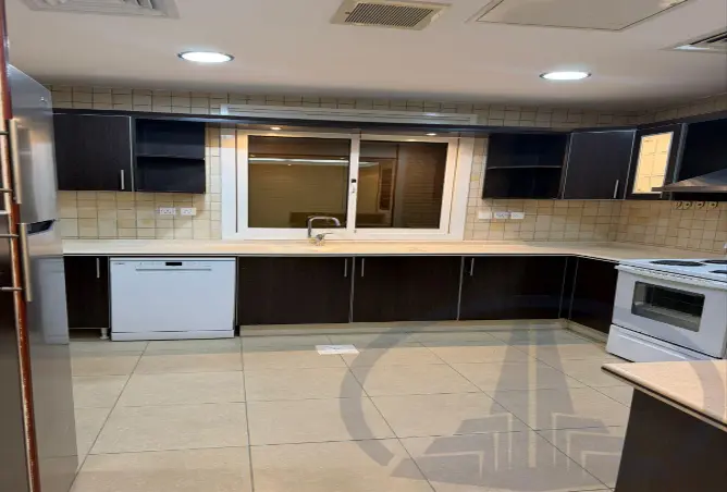 51300896 - صورة العقار 3