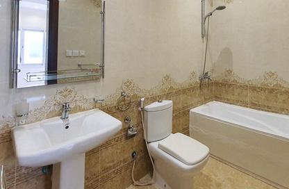 Apartment - 5 Bedrooms - 4 Bathrooms for sale in An Nuzhah - Jeddah - Makkah Al Mukarramah