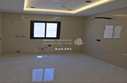 Apartment - 2 Bedrooms - 2 Bathrooms for sale in An Nuzhah - Jeddah - Makkah Al Mukarramah
