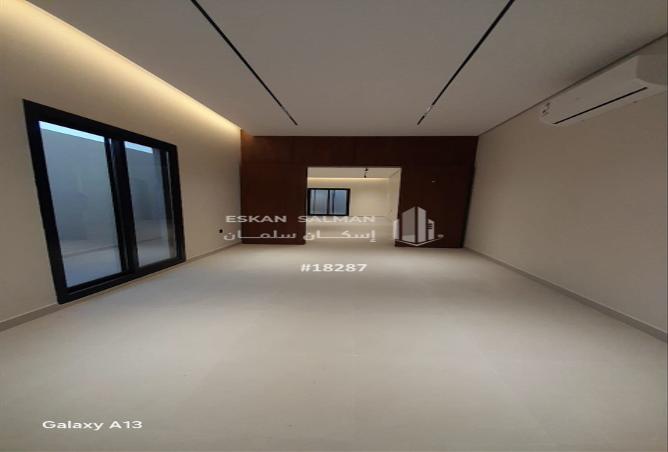 51860933 - Property Image 3