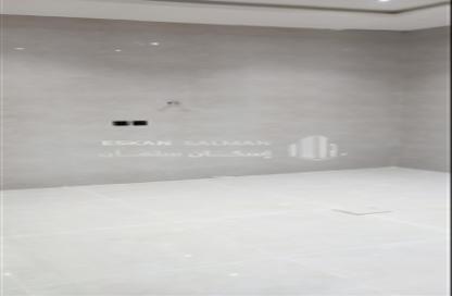 Apartment - 3 Bedrooms - 3 Bathrooms for sale in Al Bayan - Riyadh - Ar Riyadh
