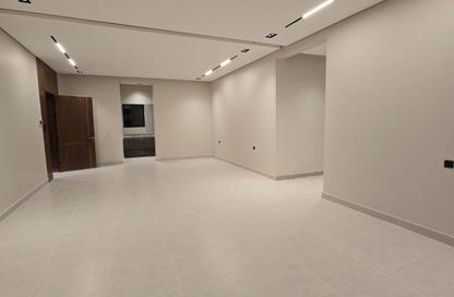 Apartment - 4 - 4 for sale in Al Yarmuk - Riyadh - Ar Riyadh