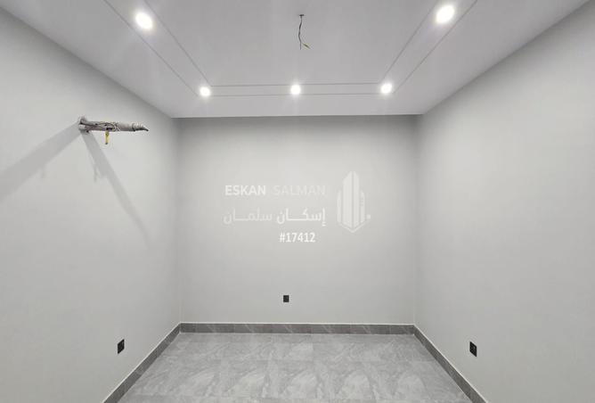 51860437 - Property Image 2