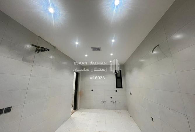 51860102 - Property Image 3