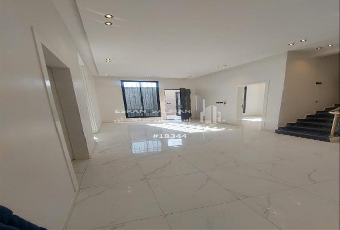 2OnCjuJjLyS - Property Image 3