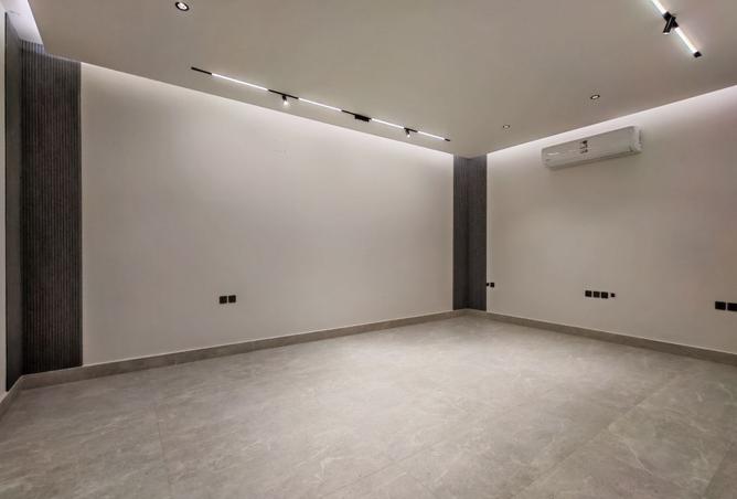52019083 - Property Image 3
