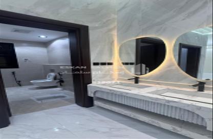 Apartment - 7 Bedrooms - 4 Bathrooms for sale in Al Masif - Khamis Mushayt - Asir Apartment - 7 Bedrooms - 4 Bathrooms for sale in Al Masif - Khamis Mushayt - Asir