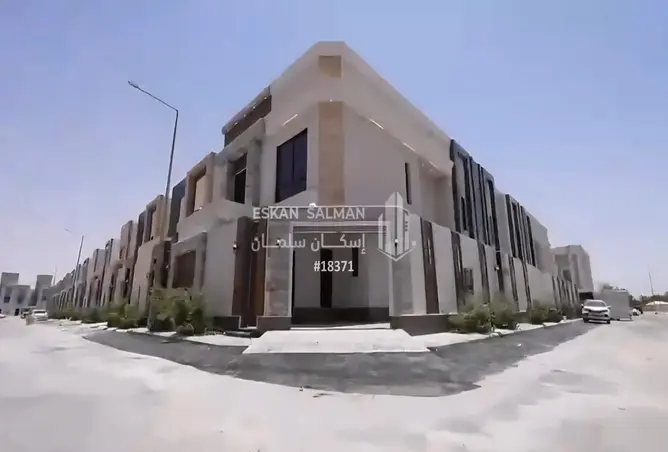 51860986 - Property Image 2