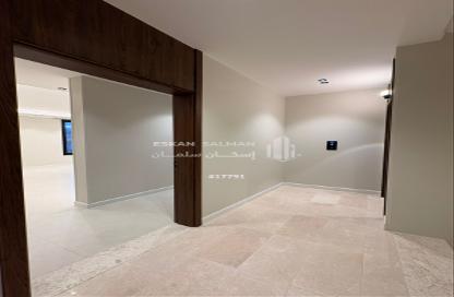 Apartment - 5 Bedrooms - 3 Bathrooms for sale in Al Mathnah - At Taif - Makkah Al Mukarramah Apartment - 5 Bedrooms - 3 Bathrooms for sale in Al Mathnah - At Taif - Makkah Al Mukarramah
