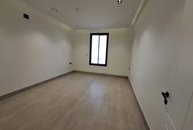 52233271 - Property Image 2