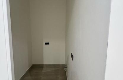 Apartment - 4 - 3 for sale in Al Yarmuk - Riyadh - Ar Riyadh Apartment - 4 - 3 for sale in Al Yarmuk - Riyadh - Ar Riyadh