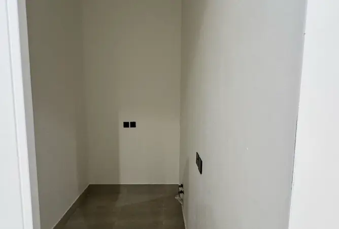 52157980 - Property Image 3