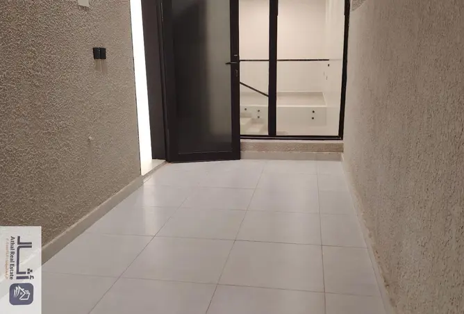 52157880 - Property Image 2