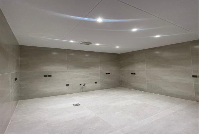 52013550 - Property Image 2