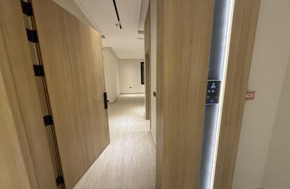 Apartment - 4 Bedrooms - 3 Bathrooms for sale in Al Munisiyah - Riyadh - Ar Riyadh