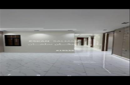 طابق كامل - 8 غرف نوم - 4 حمامات للبيع في الشرف - خميس مشيط - عسير