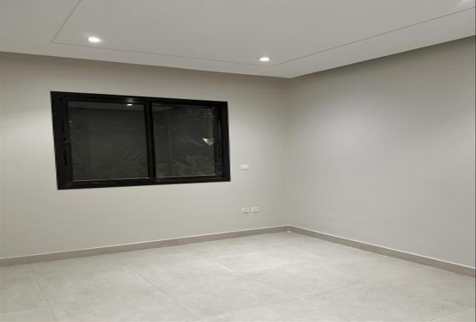 51382560 - Property Image 3