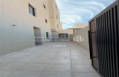Apartment - 5 Bedrooms - 3 Bathrooms for sale in As Salam - Al Madinah Al Munawwarah - Al Madinah Al Munawwarah