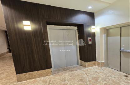 Apartment - 5 Bedrooms - 4 Bathrooms for sale in Dahiyat Al Malik Fahd - Ad Dammam - Eastern Apartment - 5 Bedrooms - 4 Bathrooms for sale in Dahiyat Al Malik Fahd - Ad Dammam - Eastern