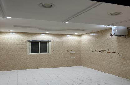 Apartment - 3 Bedrooms - 2 Bathrooms for rent in Al Yasmin - Riyadh - Ar Riyadh