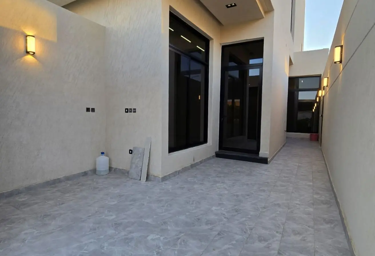 52233329 - Property Main Image