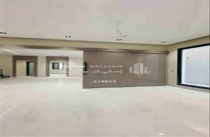 Villa - 6 Bedrooms - 5 Bathrooms for sale in Badr - Ad Dammam - Eastern