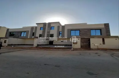 Full Floor - 6 Bedrooms - 4 Bathrooms for sale in Ar Rawdah - Riyadh - Ar Riyadh