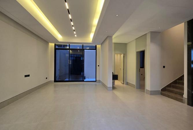 51991240 - Property Image 3