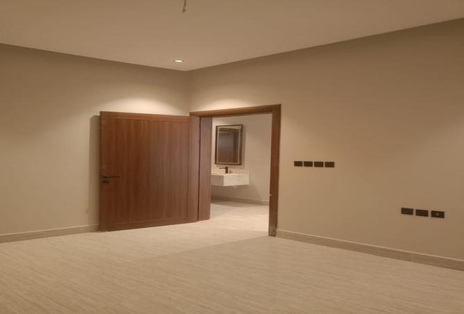 259007 - Property Image 2