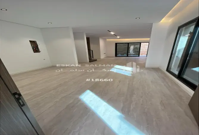 51004142 - Property Image 3
