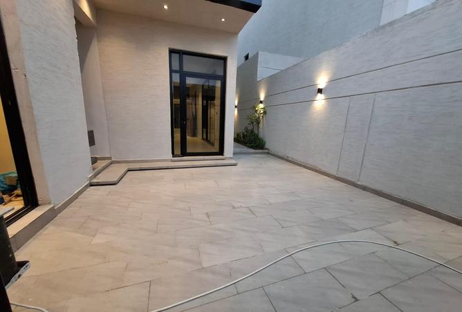 51703875 - Property Image 3