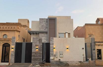 Villa - 5 Bedrooms - 5 Bathrooms for sale in Al Munisiyah - Riyadh - Ar Riyadh