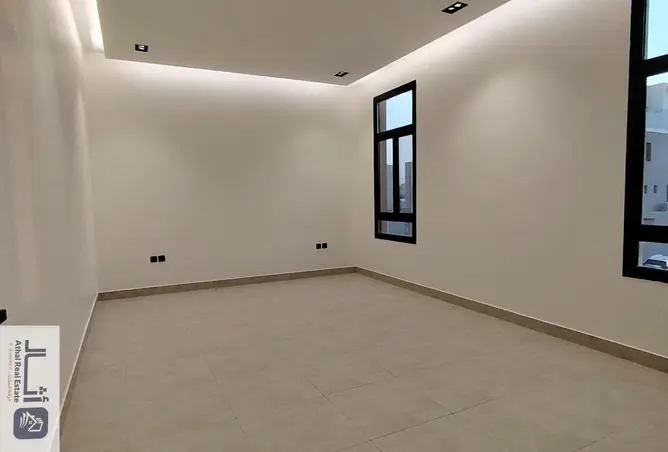 52348209 - Property Image 2