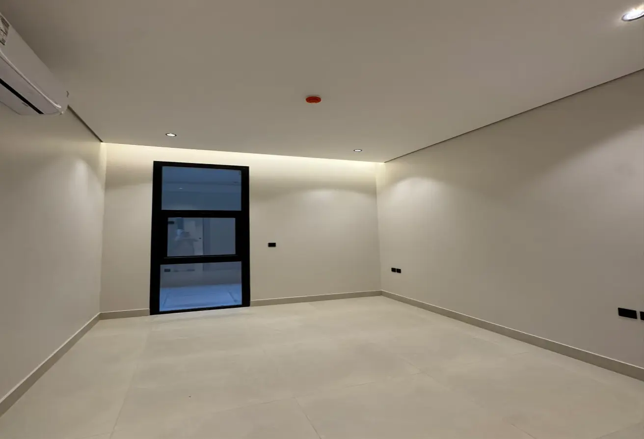 52290127 - Property Main Image