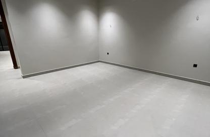 Villa - 3 - 5 for sale in Al Munisiyah - Riyadh - Ar Riyadh