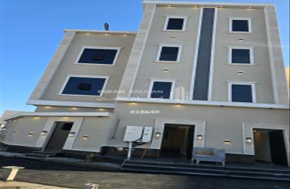 Full Floor - 6 Bedrooms - 5 Bathrooms for sale in المطار - أبها - Asir