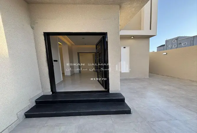 51220665 - Property Image 3