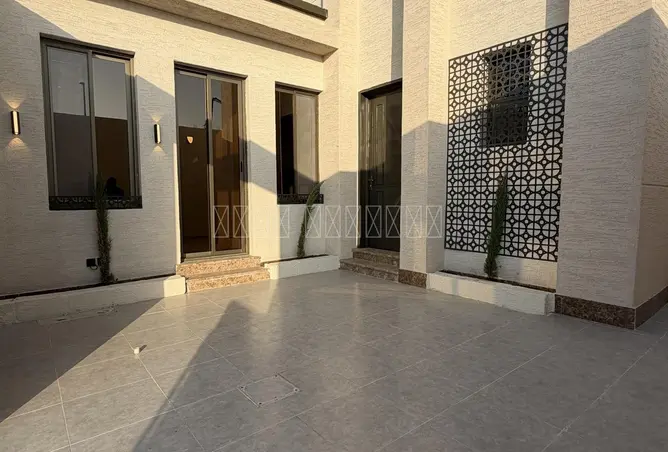 52306044 - Property Image 2