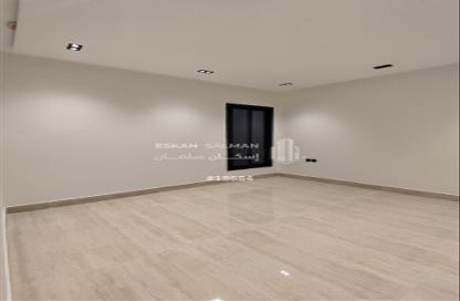 Apartment - 4 Bedrooms - 1 Bathroom for sale in Uqaz - Riyadh - Ar Riyadh