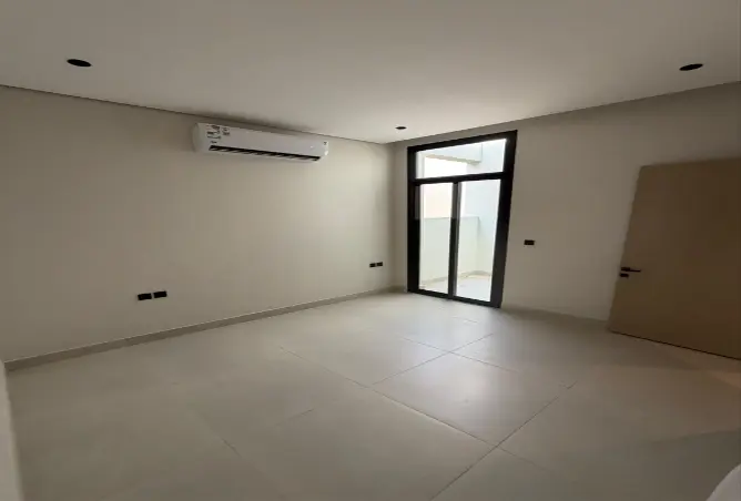 52279693 - Property Image 2