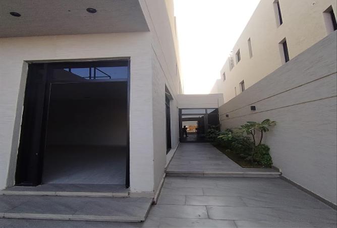 51163693 - Property Image 2