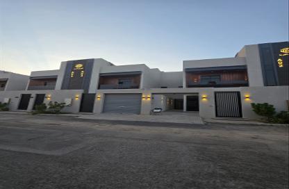 Villa - 5 Bedrooms - 5 Bathrooms for sale in Al Munisiyah - Riyadh - Ar Riyadh