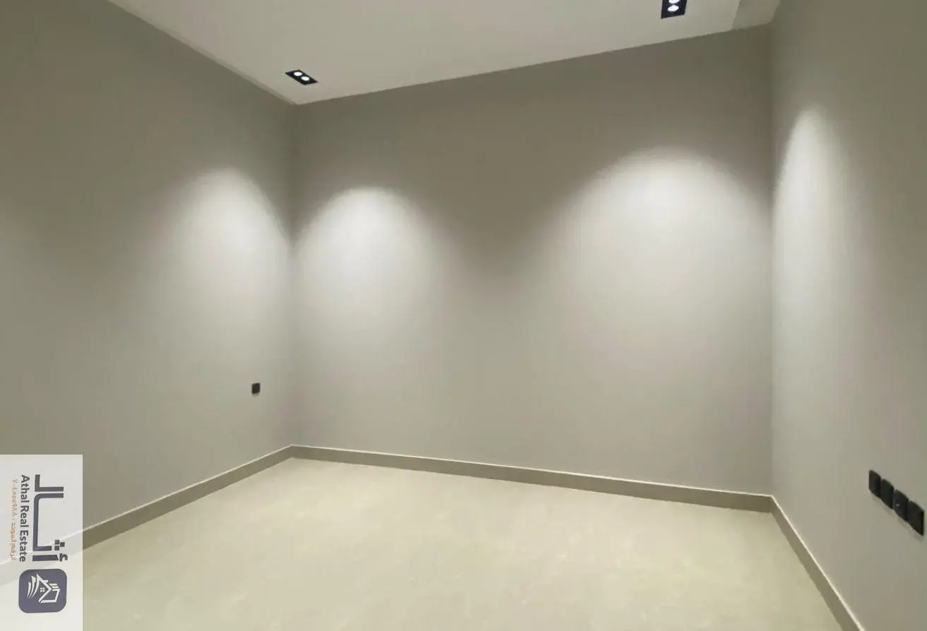 52305620 - Property Main Image