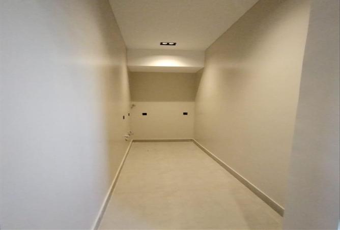 51653993 - Property Image 3