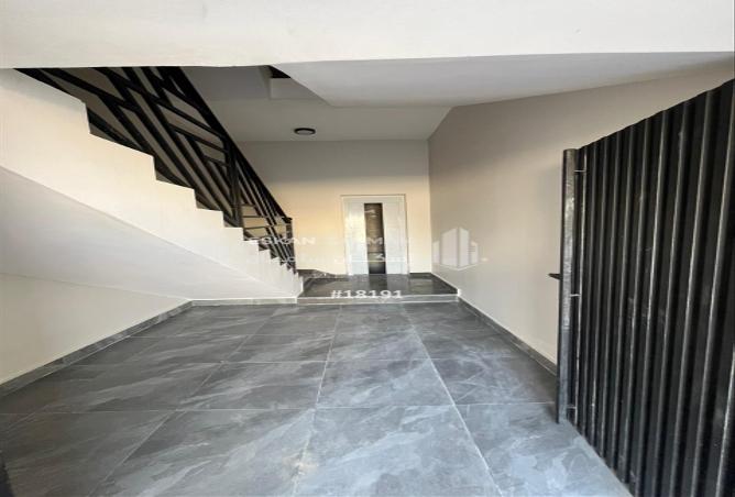 51225940 - Property Image 3