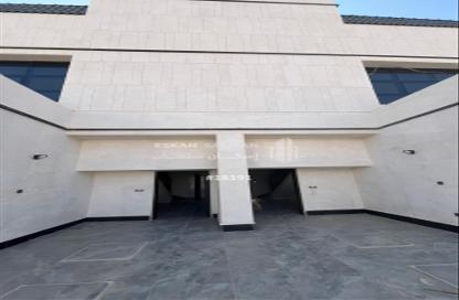شقة - 5 غرف نوم - 3 حمامات للبيع في المعيزيلة - الرياض - الرياض