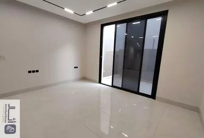 52290013 - Property Image 2